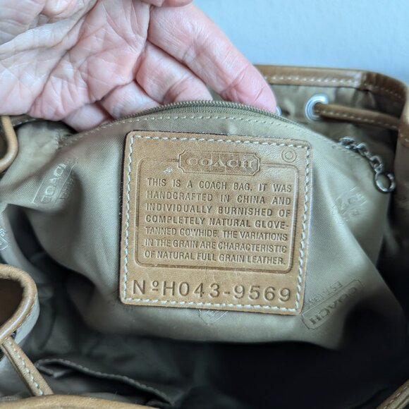 COACH Vintage British Tan Leather Legacy Drawstring Backpack Bag 9569 small - Picture 6 of 9